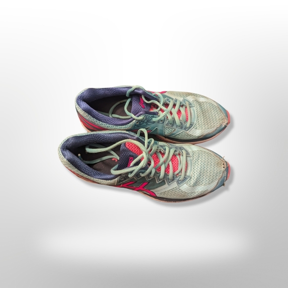 Runners size 10 | Clover 🍀 | Free Local Delivery + Same Day Shipping ⚡♥️ - Picture 4 of 7